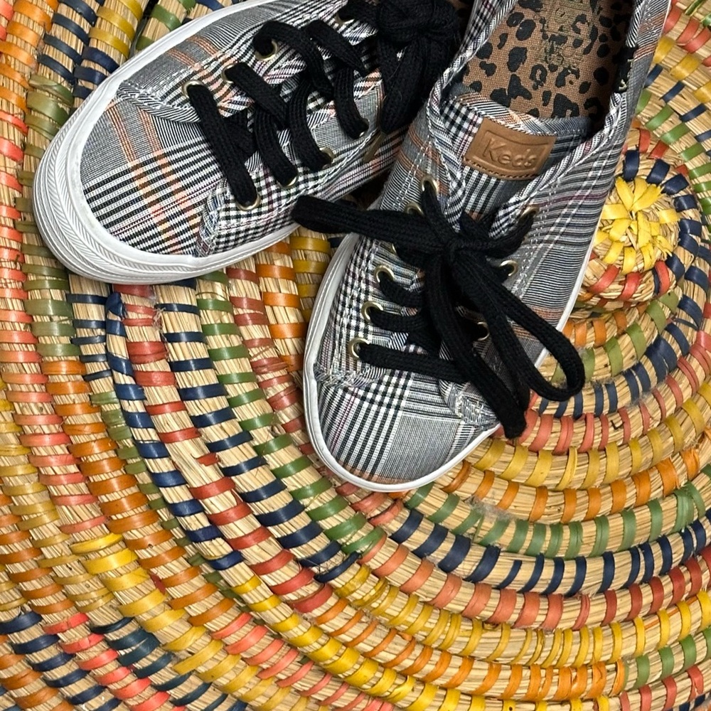 Keds Triple Up Plaid Platform Sneaker - Picture 10 of 10